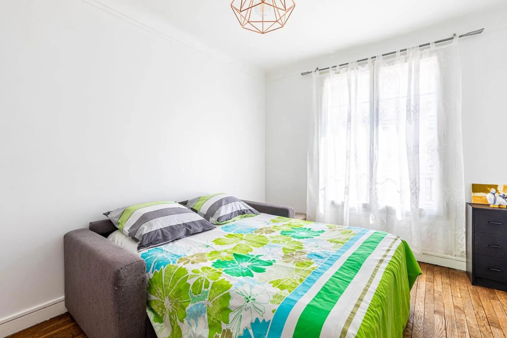 Guestready - Cosy Studio Proche Du Metro Paris