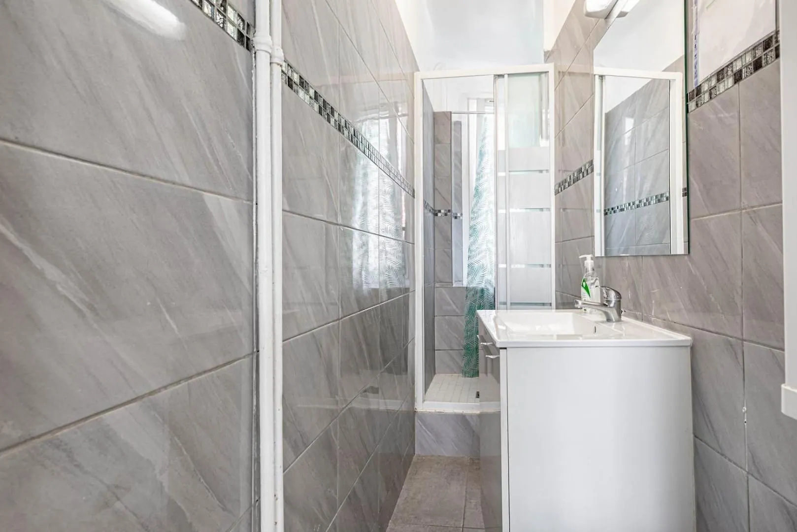 Guestready - Cosy Studio Proche Du Metro Paris